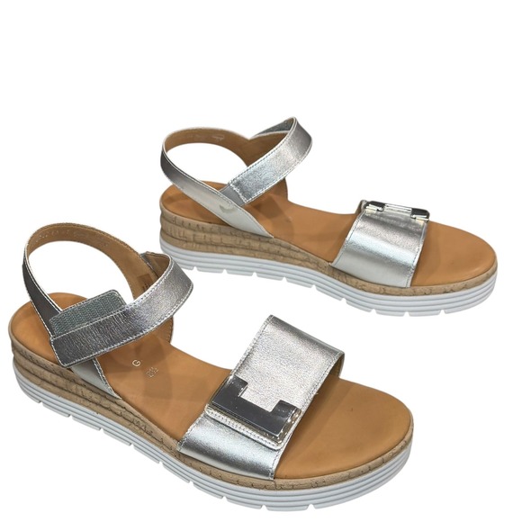 Gabor Shout Platform Wedge Sandals 8.5 Metallic Silver Leather Summer Comfort - Picture 3 of 14